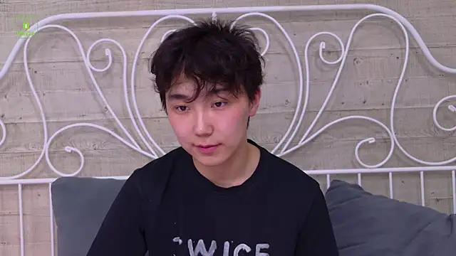 XXX chat uživo modela HeejinWang