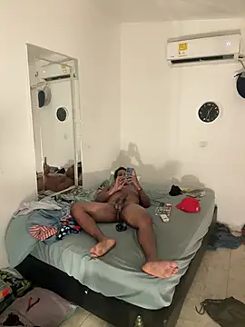 bigdick211292 网络视讯表演