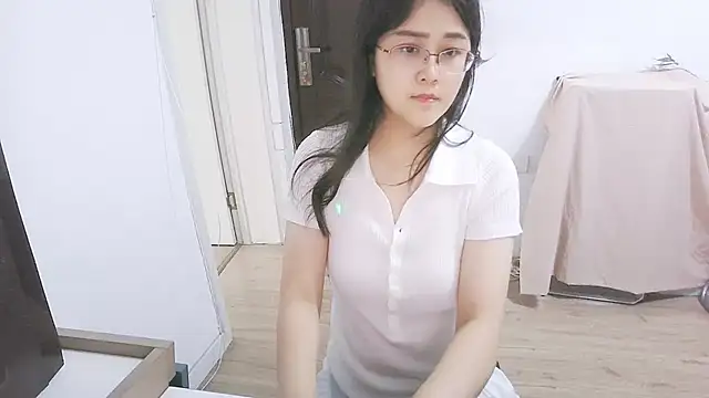 XXX chat uživo modela 98bunny