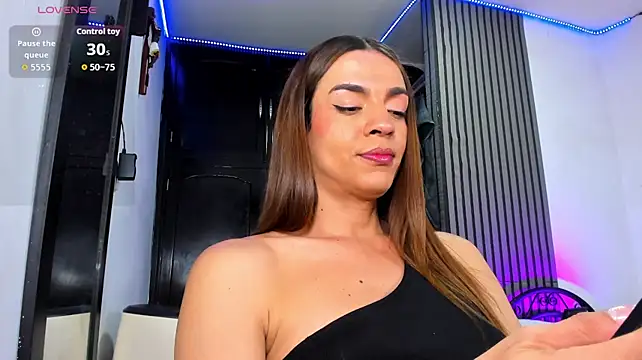 Dollcatalina 在線直播表演