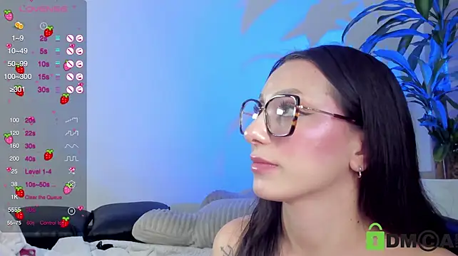 Scarlett_Jackson2's Webcam Show