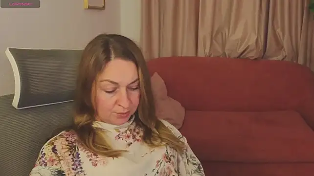 GwenCarter Adlı Modelin Canlı XXX Sohbeti