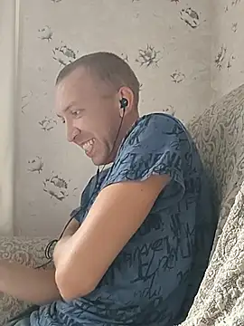 _uncle_Mitya-43_ Chat XXX in diretta