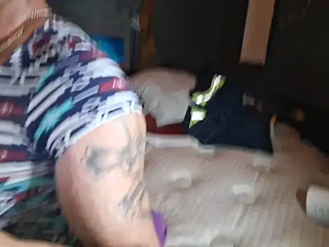 hottboi88 Show in webcam