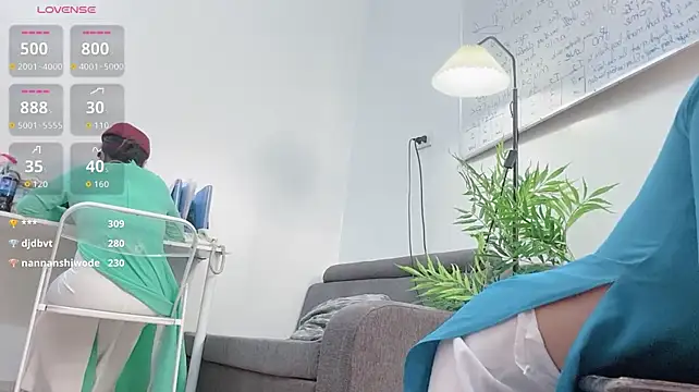 Mono-StewardessMysa's Live XXX Chat
