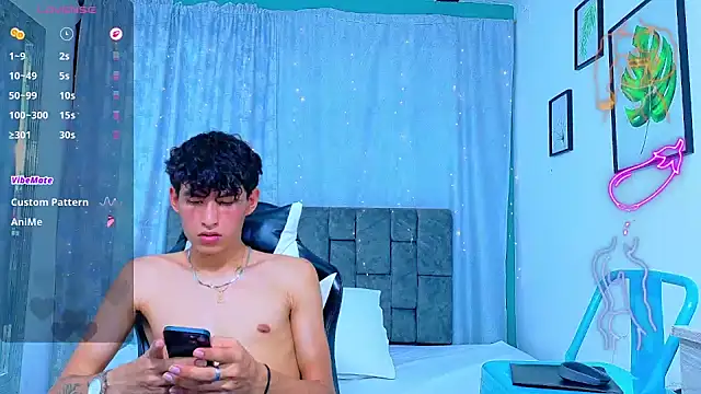 NicolasTorrez Show Webcam