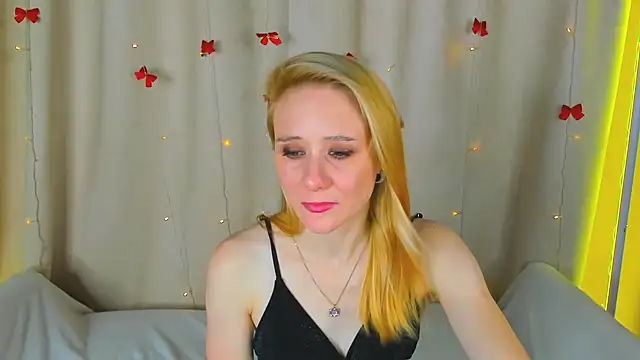 NikaBond Live XXX-Chat