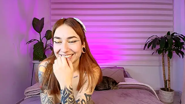 Sky_Intimate's Webcam Show