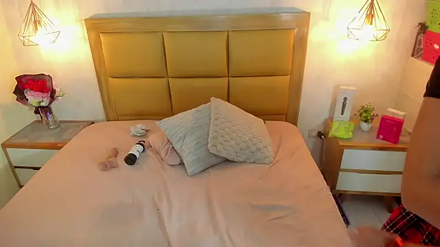 Živý XXX chat KEIMIRICCI