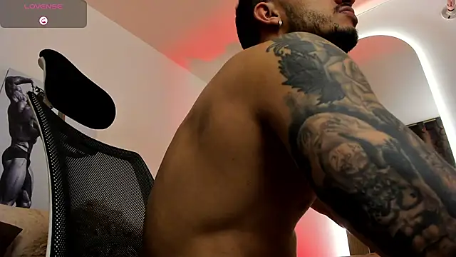 LiamReigns_ Webcam-Show