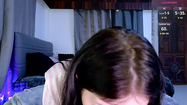XXX chat uživo modela Lein_Bone