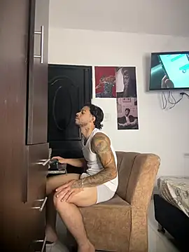 Kenny_romano 라이브 XXX 채팅