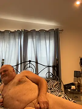 greyoakbear লাইভ XXX চ্যাট