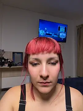 Amelie-RedHoney Adlı Modelin Canlı XXX Sohbeti