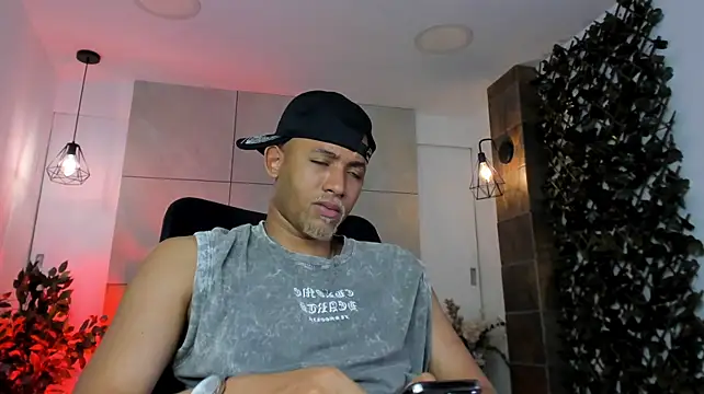 B_Wild Live XXX-chat