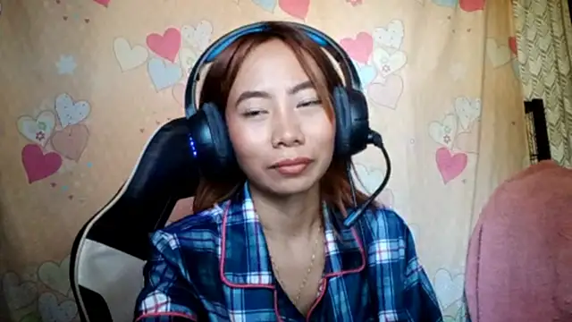 PiaSwidan Live XXX chat