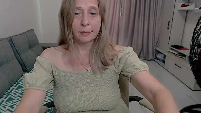 Saule_V's Webcam Show