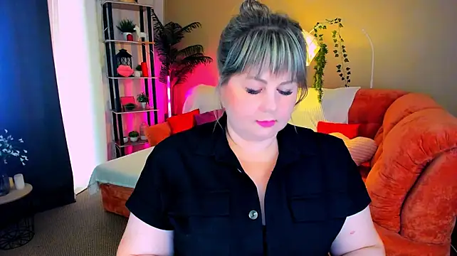 CrystaalStaar's Live XXX Chat
