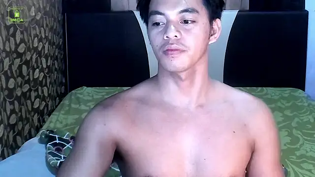 Crazyasiancum1 在線直播表演