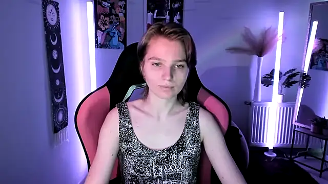 VivienneNoirr's Live XXX Chat