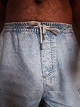 nipplegayfeet Show in webcam