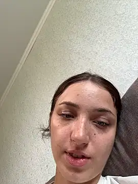 XXX chat uživo modela DollyTall