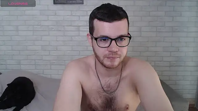 Show modela Alexxx_horny na web-kameri