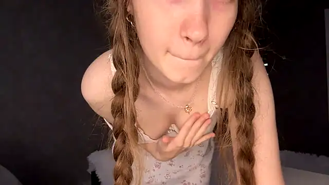 Emily_Mur_のライブXXXチャット