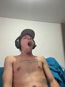 Chat XXX Live bully_boss