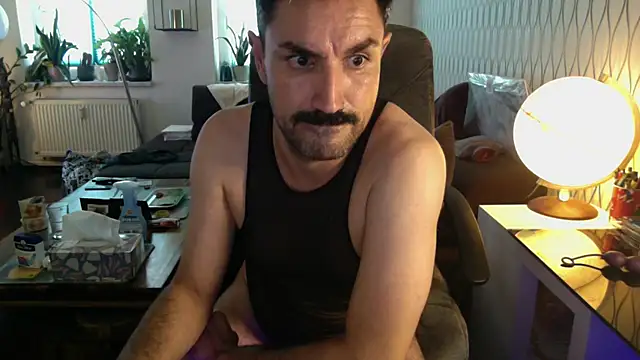 tomz0819 Obrolan Langsung XXX