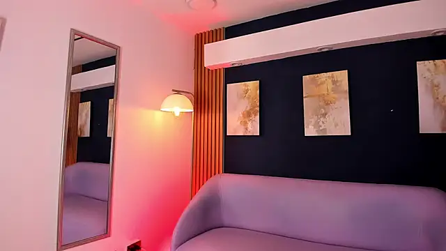 צ'אט XXX בשידור חי של LumierNova