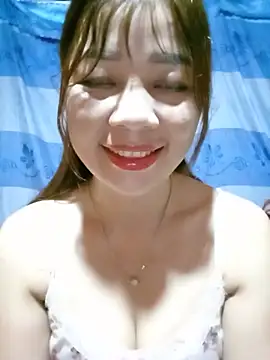 Webkamerová show Yiyi102300