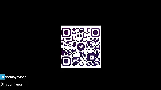 Chat XXX en directo de Maya_NextDoor