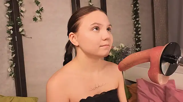 Czat XXX na żywo – Tiny_Emmy