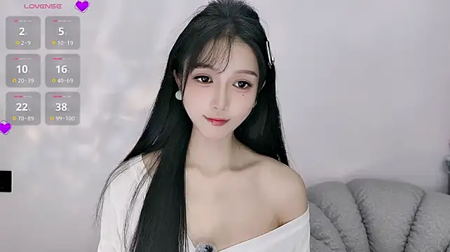 lulu-789's Live XXX Chat