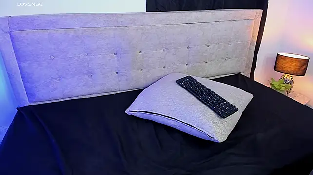 Stormi_Canniggia Adlı Modelin Web Kamerası Şovu