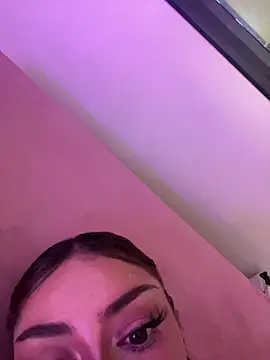 Damarezzy Live XXX-Chat