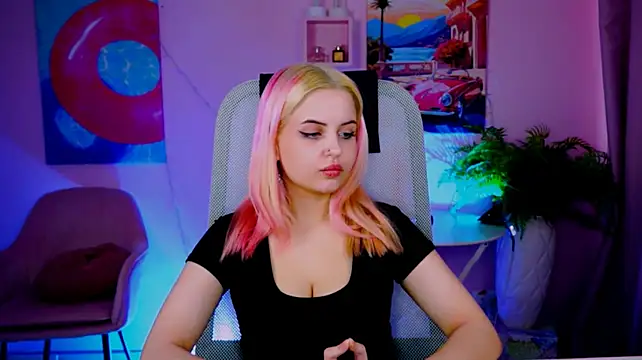 AliceSilvia_'s Live XXX Chat