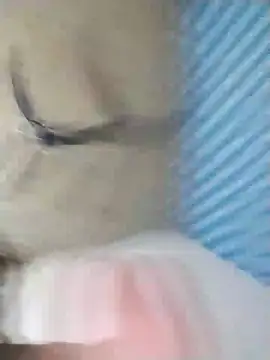 Cute-Naavya's Live XXX Chat