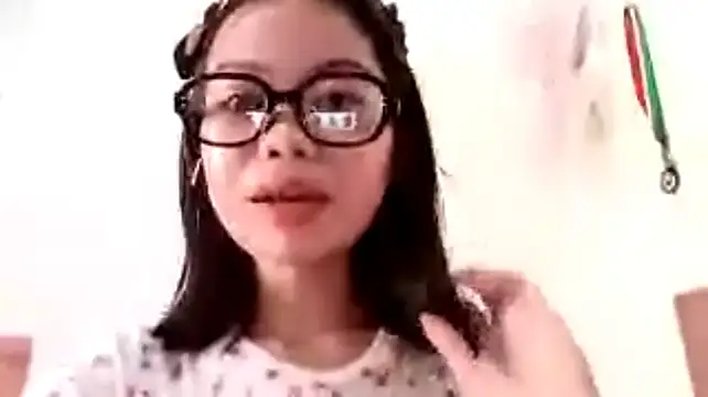YunaSato Chat XXX in diretta