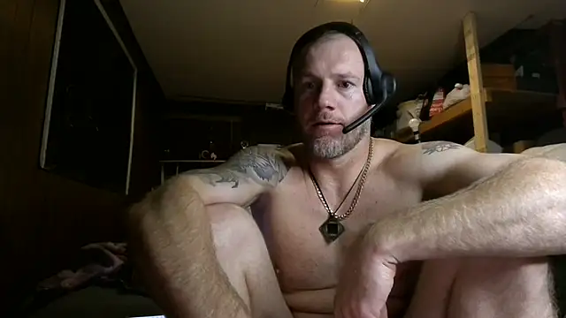Freakslut007 webkamerás műsora