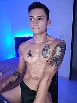 DIEGO_JONES Show in webcam