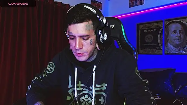 Czat XXX na żywo – jhonny__ackerman