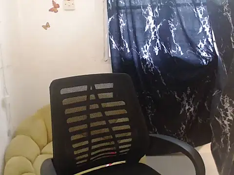 Eboni_hotboobs_n Live XXX chat