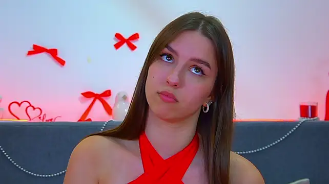 AliceAtkins Adlı Modelin Canlı XXX Sohbeti