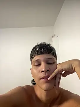 Twinkcock22 Chat XXX in diretta