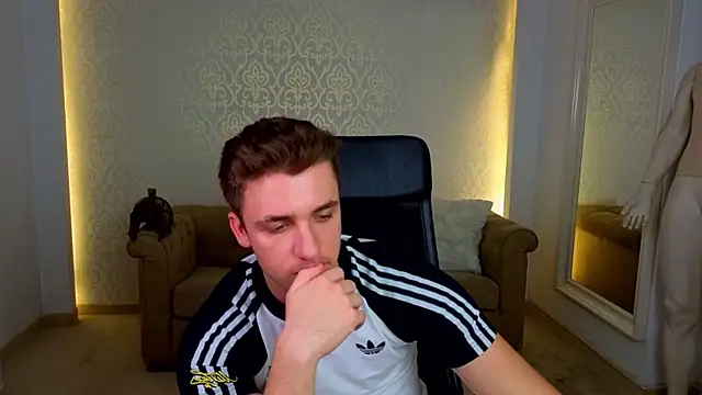 KellenWest Chat XXX live