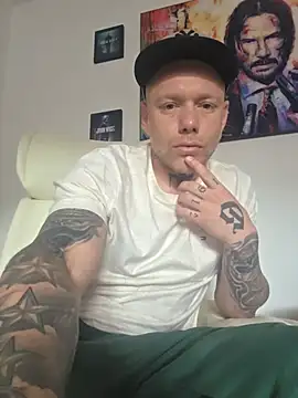 BeYourToy Webcam Show