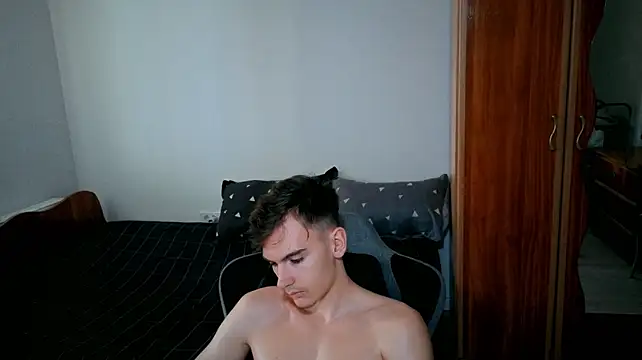 BradyFlint Webcam show