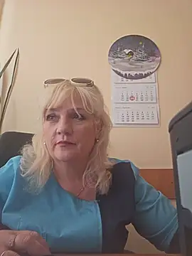 AliceStar333's Live XXX Chat